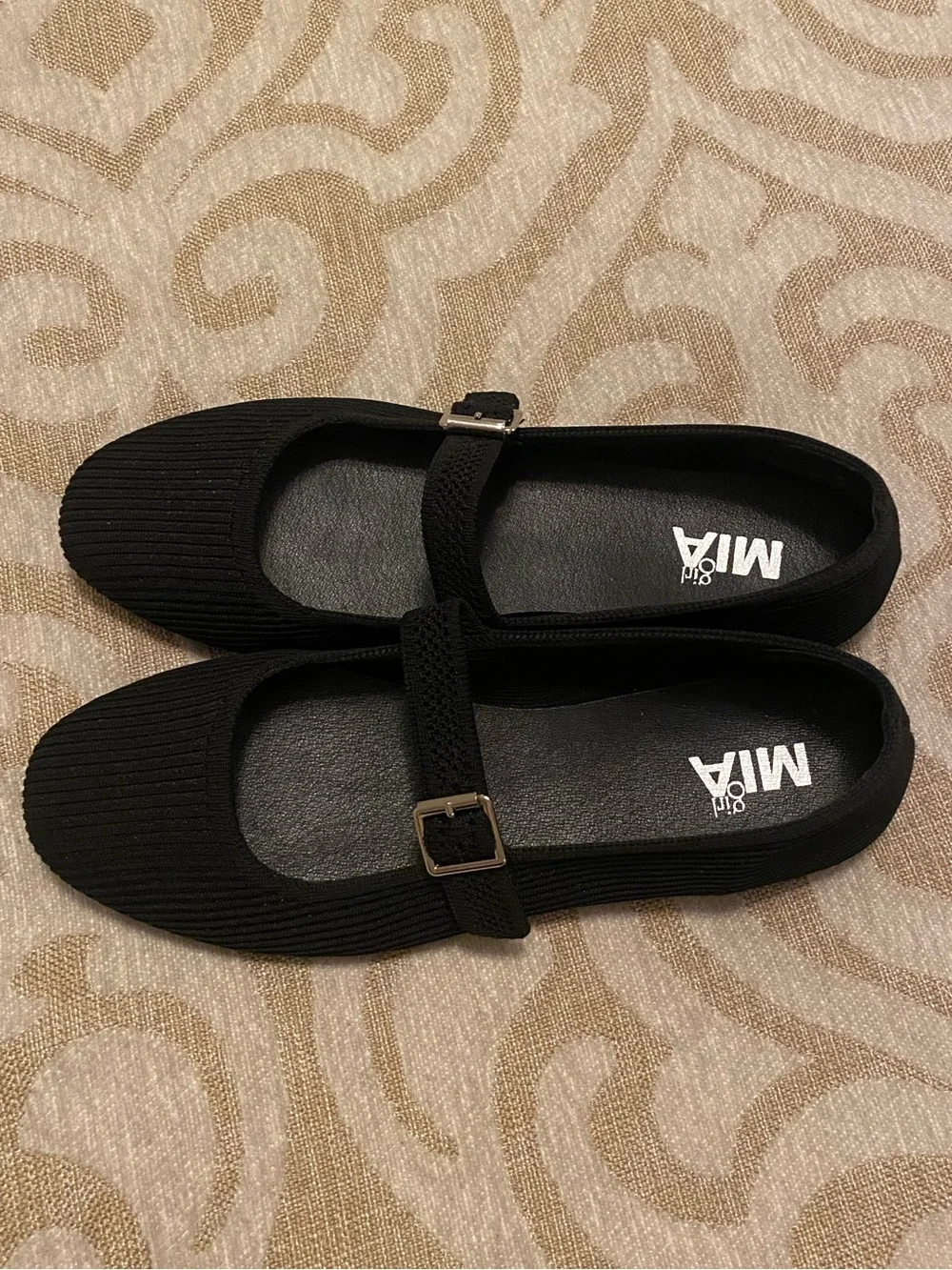 MIA Girl Black Knit Mary Jane Flats Buckle Strap Comfort Shoes Size 8